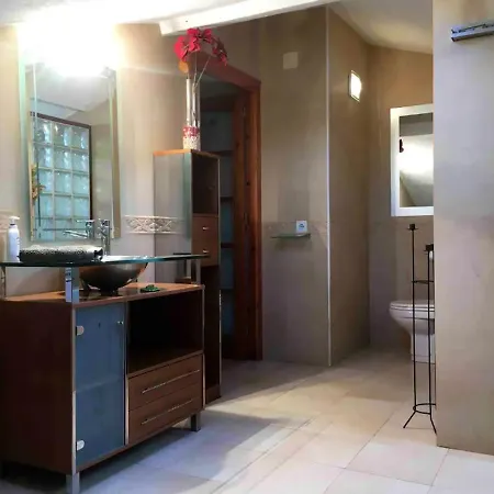 Spacious In With Private Pool, Mountain View Villa