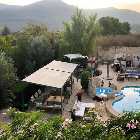 Spacious In With Private Pool, Mountain View