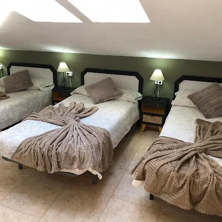 Spacious In With Private Pool, Mountain View 别墅 Alforja
