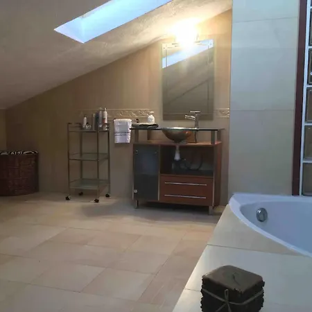 Spacious In With Private Pool, Mountain View 别墅 *