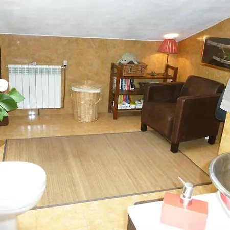 Spacious In With Private Pool, Mountain View