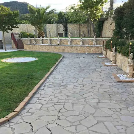 Spacious In With Private Pool, Mountain View *
